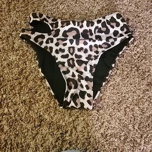 Woman's swim bottoms